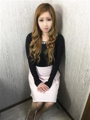りりか【経験極浅パイパン美女】