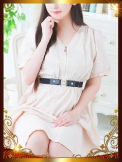 里見 華 (Hana)