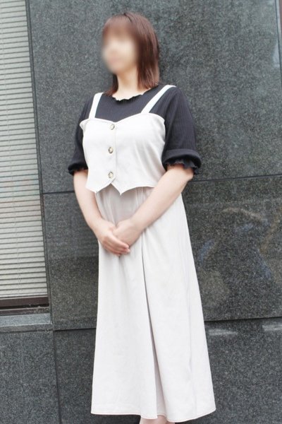 Momoka