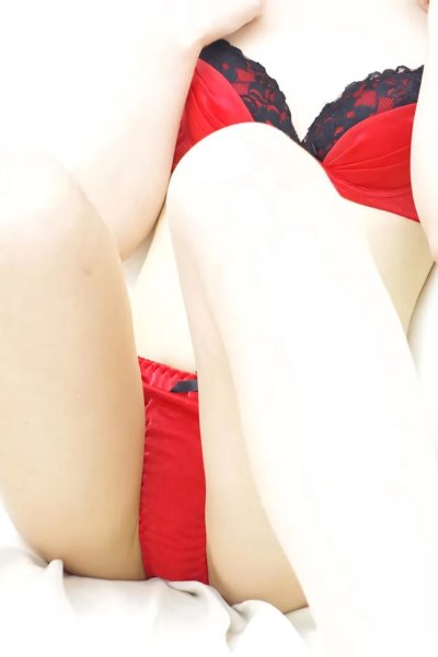 あきな