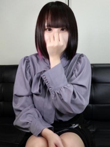 虹野 まどか