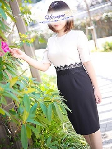 新人・詩乃(シノ)