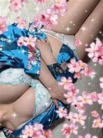 ゆりな
